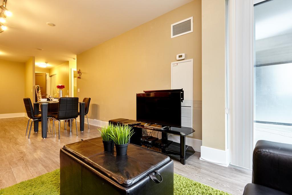 Atlas Suites - Cn Tower & Convention Centre Торонто Экстерьер фото